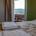 Hotel Garden 2*