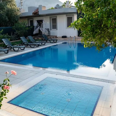 Garden Hotel